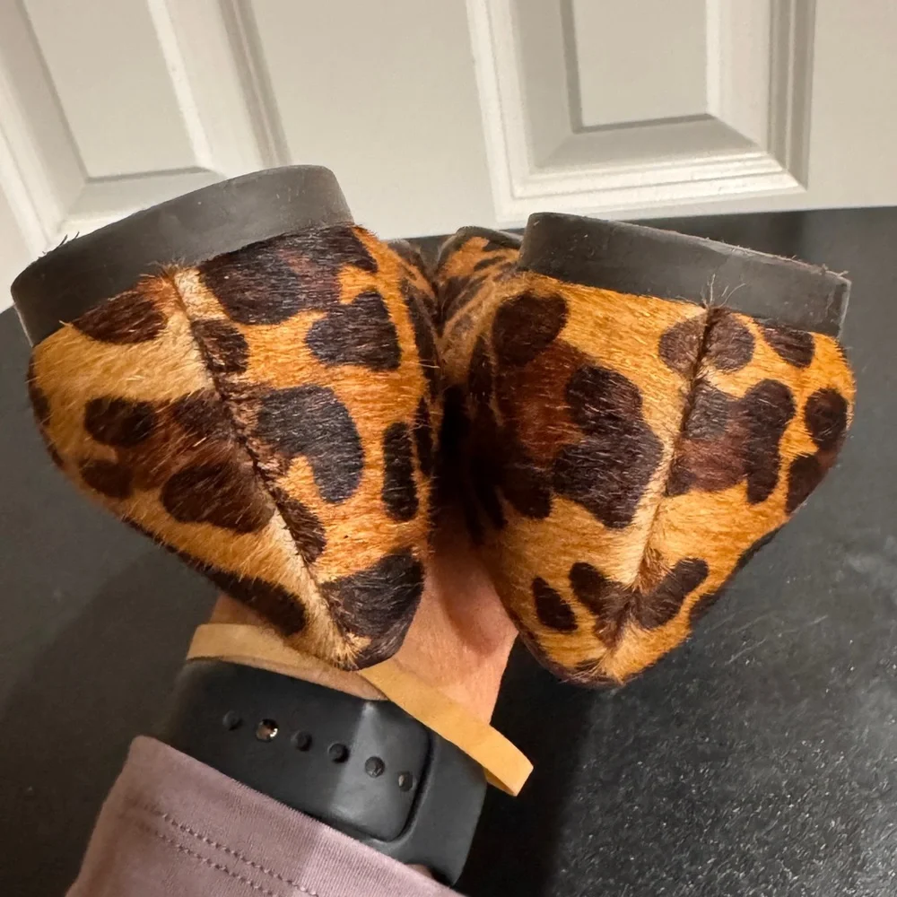 Nurture by Lamaze Leopard Flats with Dark Brown Accents size 8.5